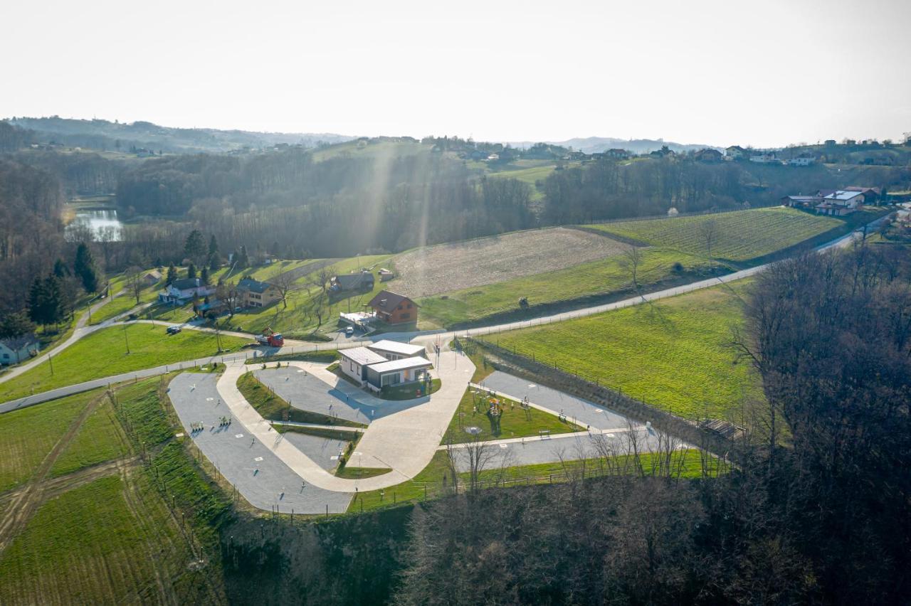 Wine Camp Hazic Hotel Sveti Martin Na Muri Exterior photo