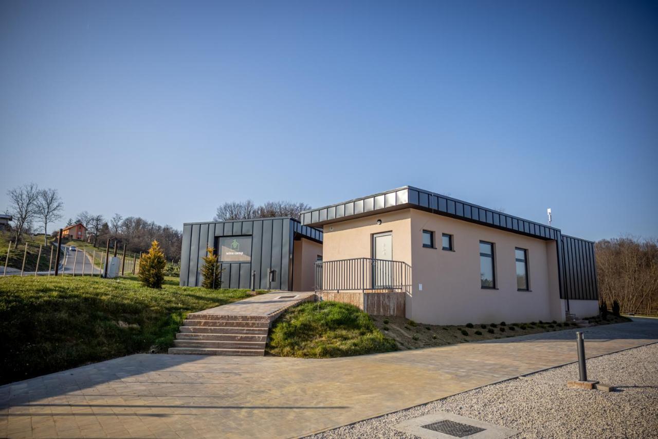Wine Camp Hazic Hotel Sveti Martin Na Muri Exterior photo