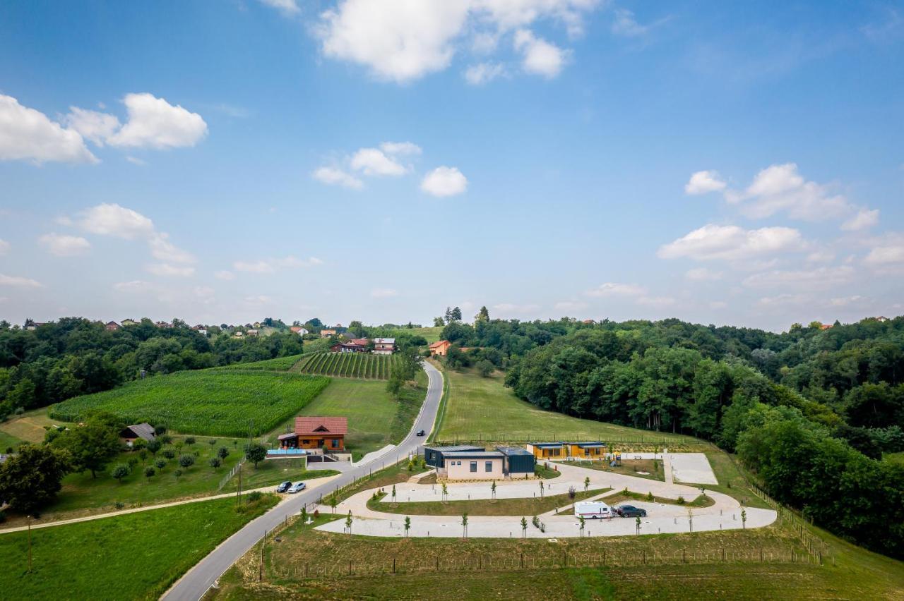 Wine Camp Hazic Hotel Sveti Martin Na Muri Exterior photo